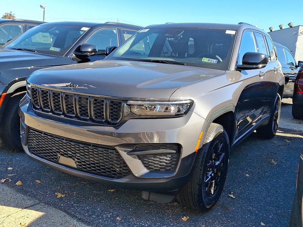 New 2025 Jeep Grand Cherokee ALTITUDE X 4X4 Sport Utility