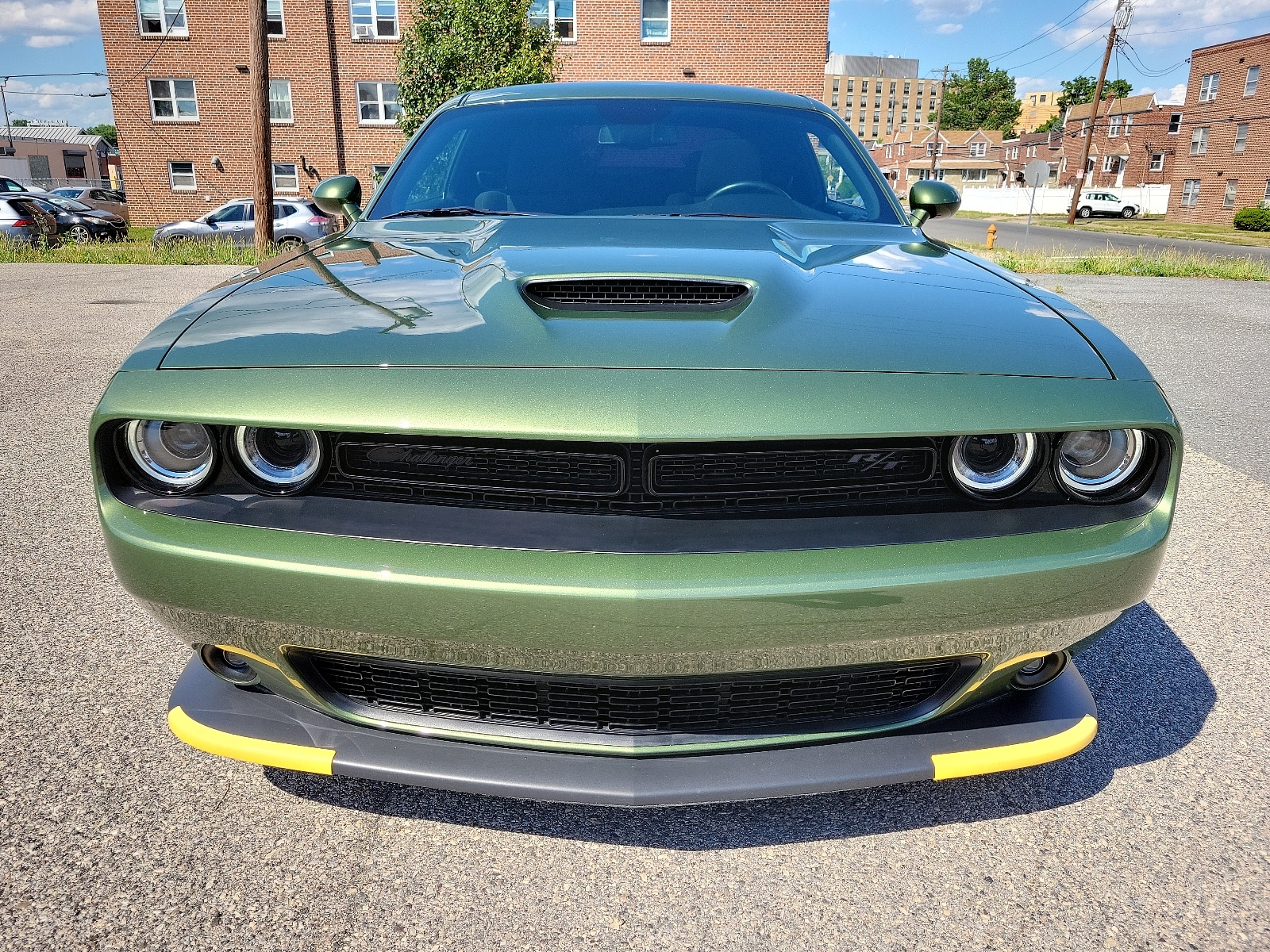 Used 2022 Dodge Challenger R/T with VIN 2C3CDZBT3NH192289 for sale in Philadelphia, PA