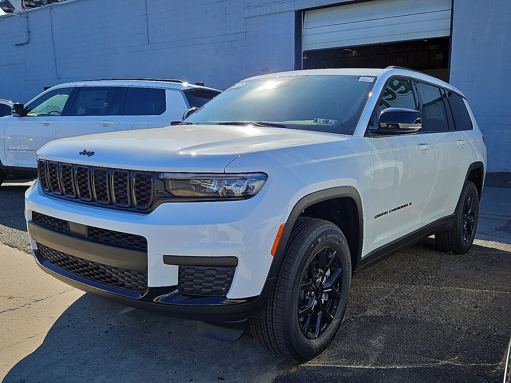 New 2025 Jeep Grand Cherokee L ALTITUDE X 4X4 Sport Utility