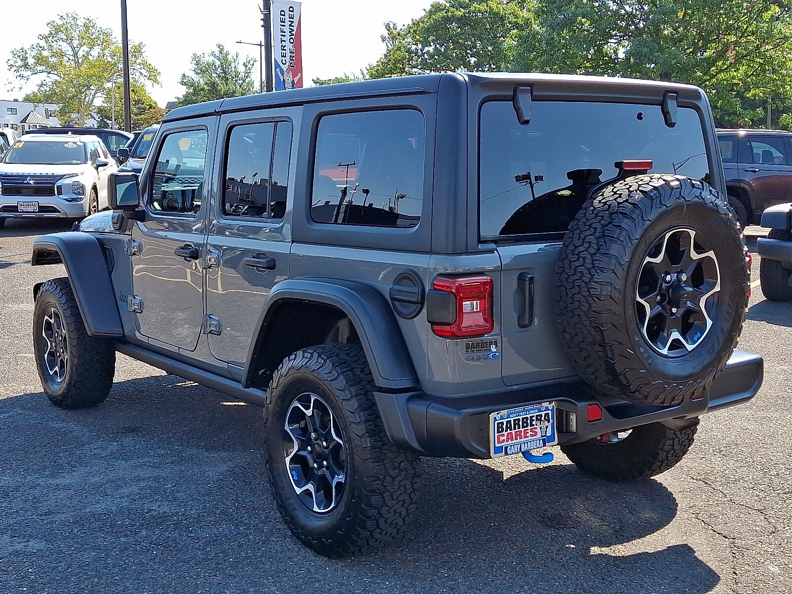 2022 Jeep Wrangler 4xe Unlimited Rubicon photo 3