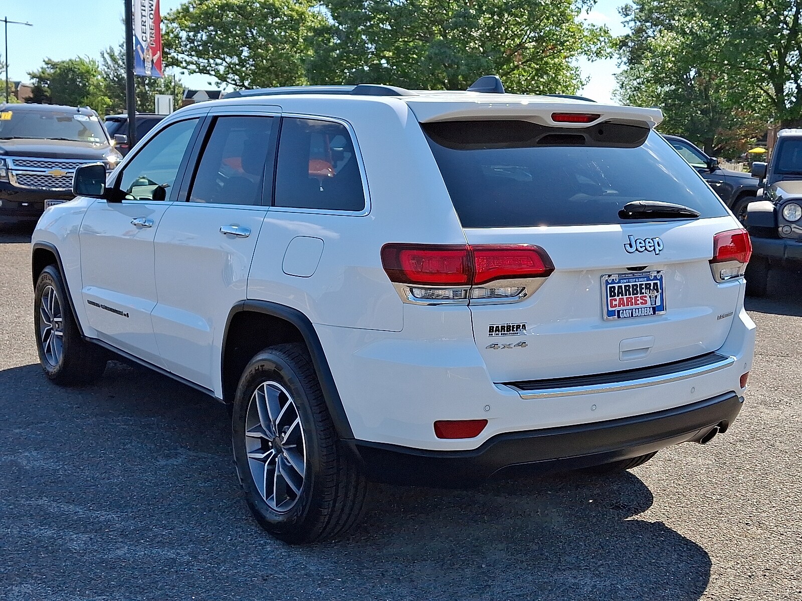 2022 Jeep Cherokee Limited photo 3