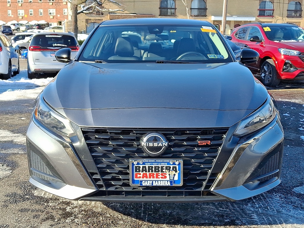 Used 2024 Nissan Altima SR FWD Sedan