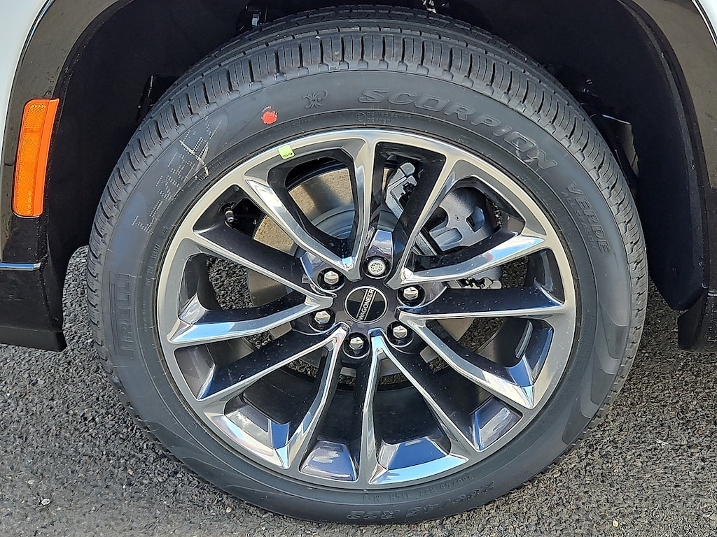 New 2025 Jeep Wagoneer SERIES III 4X4 Sport Utility