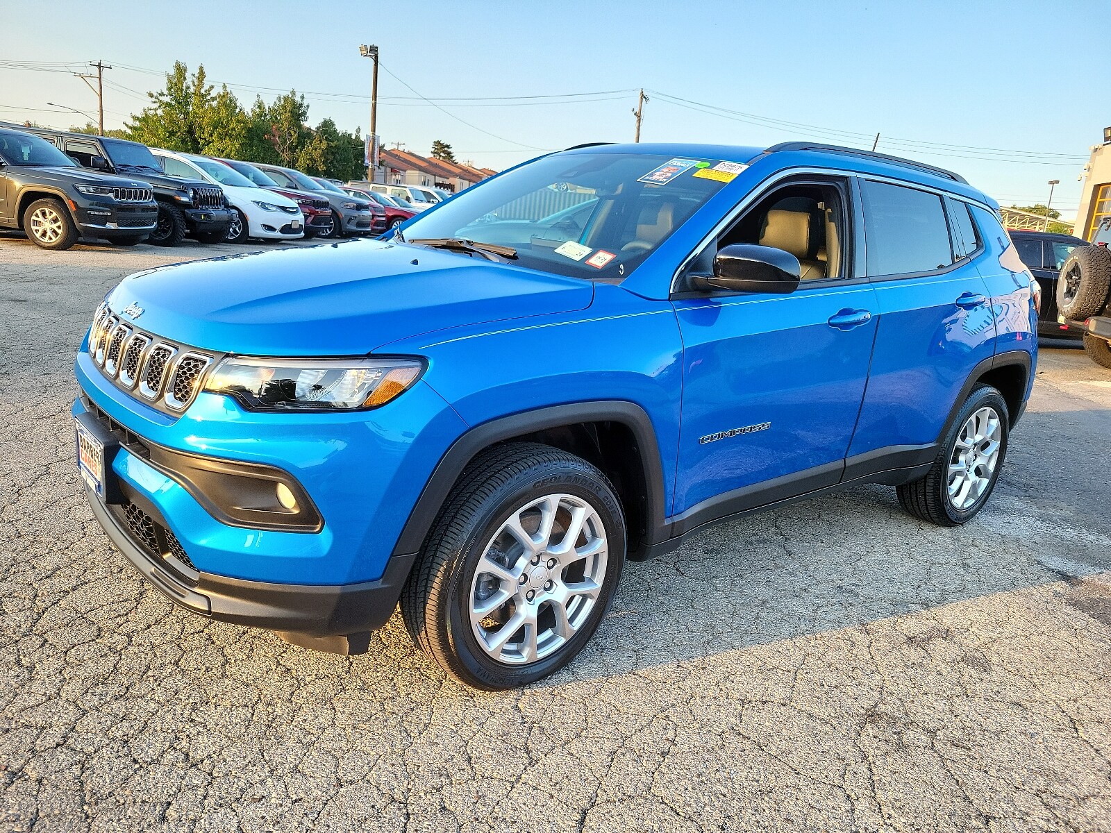 Used 2023 Jeep Compass Latitude Lux with VIN 3C4NJDFN5PT528675 for sale in Philadelphia, PA