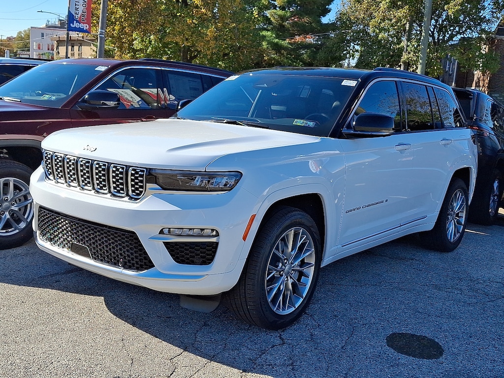 New 2025 Jeep Grand Cherokee SUMMIT 4X4 Sport Utility