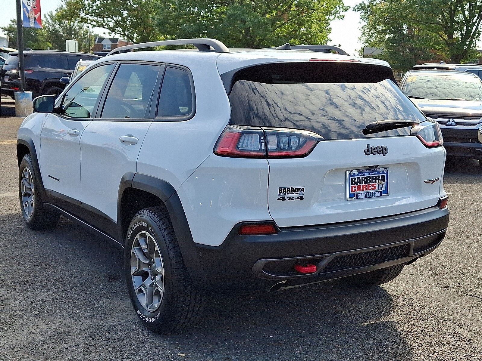 2021 Jeep Cherokee Trailhawk photo 4
