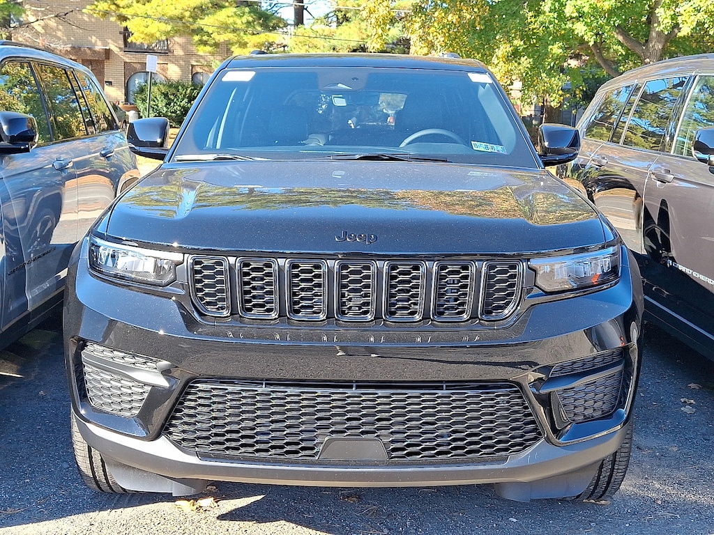 New 2025 Jeep Grand Cherokee ALTITUDE X 4X4 Sport Utility