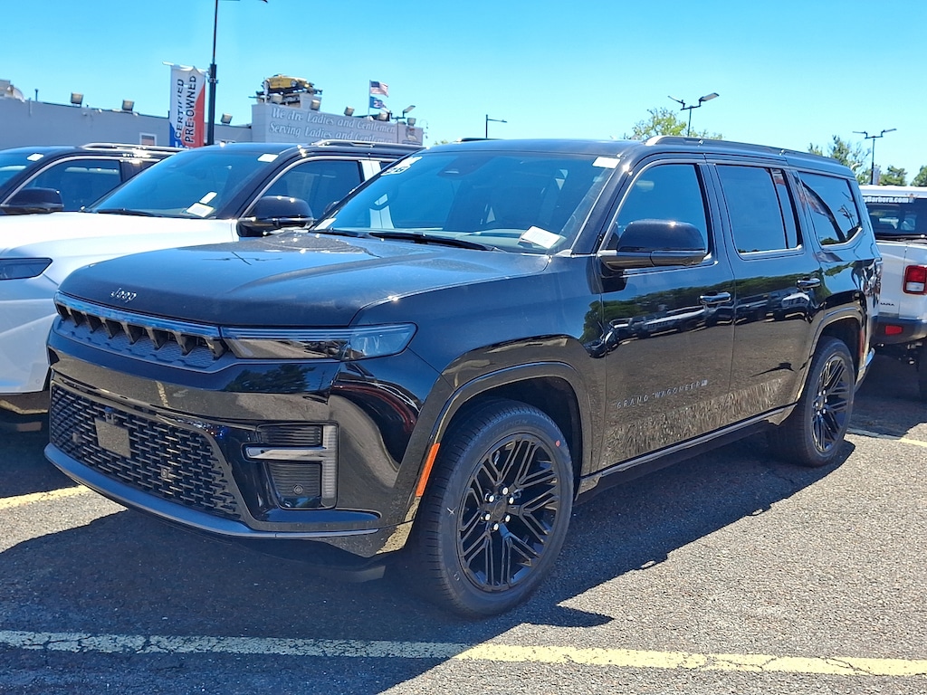 New 2026 Jeep Grand Wagoneer Limited Reserve 4x4 Sport Utility