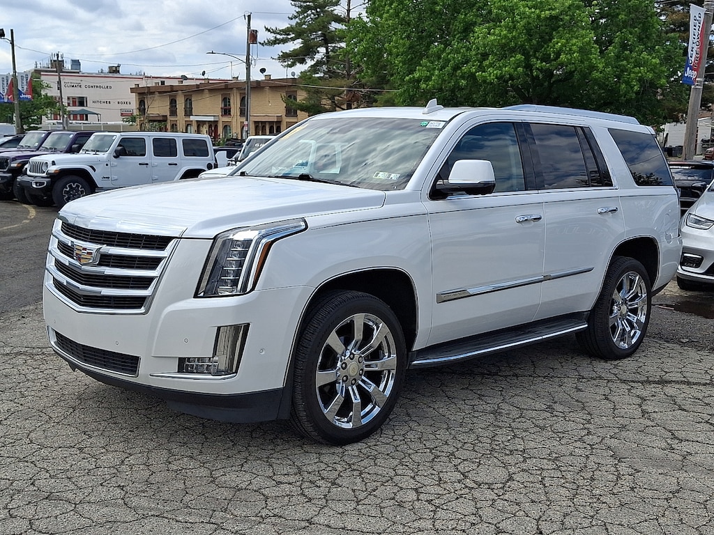 Used 2017 Cadillac Escalade Luxury Sport Utility