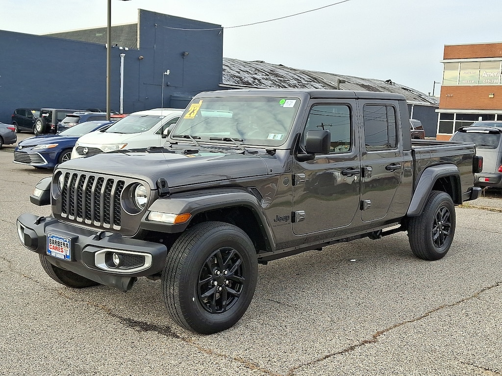 Used 2023 Jeep Gladiator Sport S 4x4 Crew Cab
