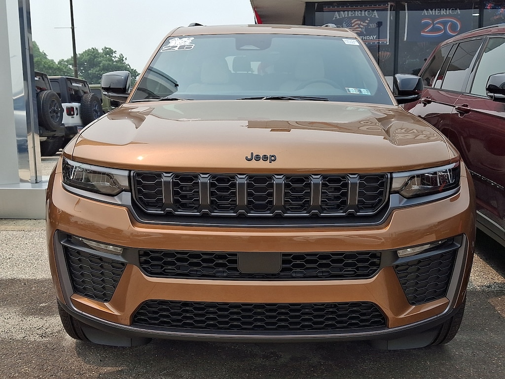 New 2026 Jeep Grand Cherokee L LIMITED 4X4 Sport Utility