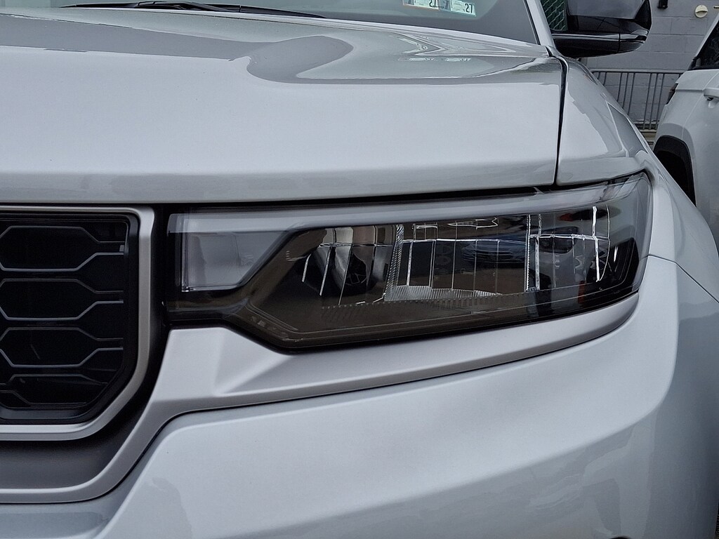 New 2026 Jeep Grand Cherokee Limited 4x4 Sport Utility