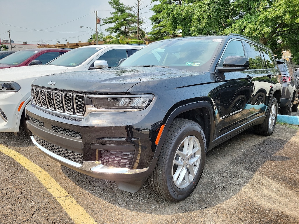 New 2023 Jeep Grand Cherokee L LAREDO 4X4 Sport Utility