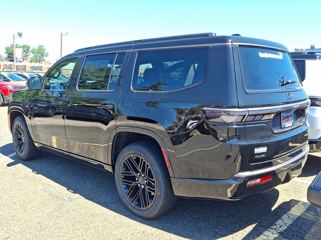 New 2026 Jeep Grand Wagoneer Limited Reserve 4x4 Sport Utility
