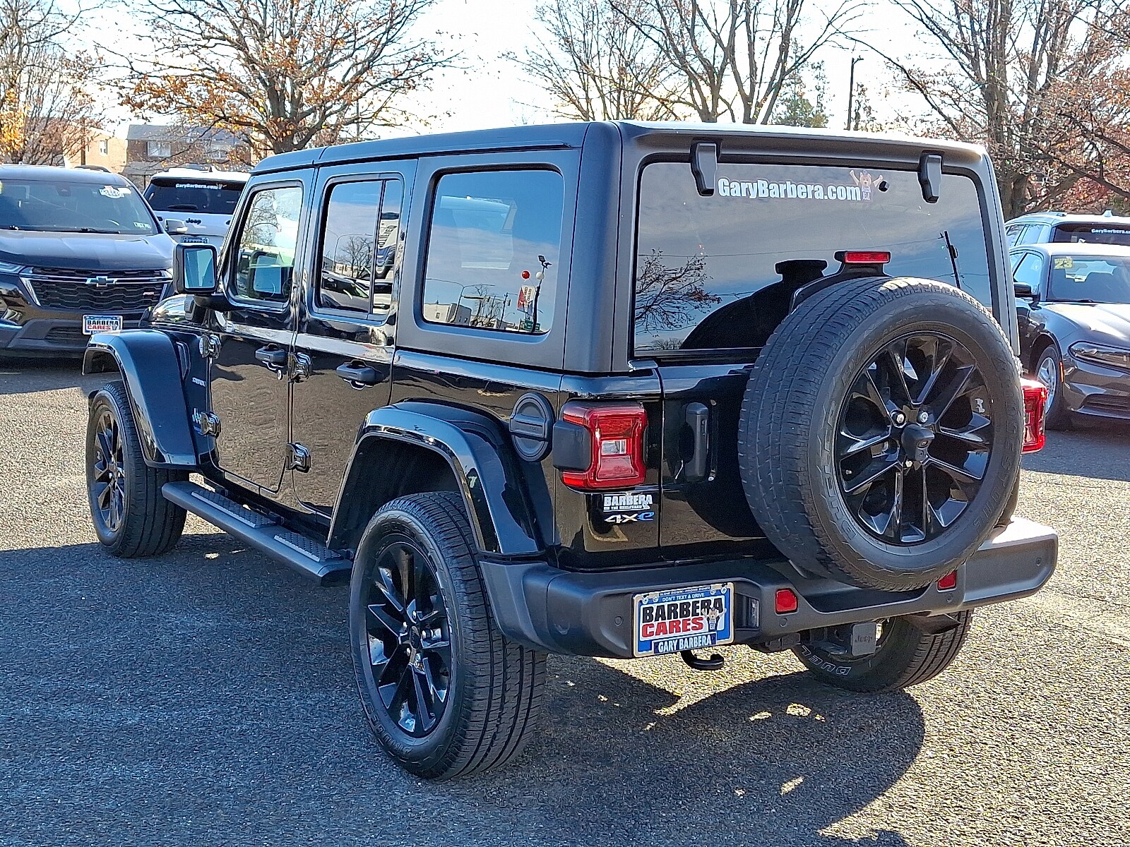 2021 Jeep Wrangler 4xe Unlimited Sahara photo 4