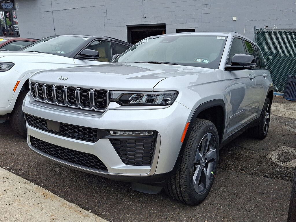 New 2026 Jeep Grand Cherokee Limited 4x4 Sport Utility