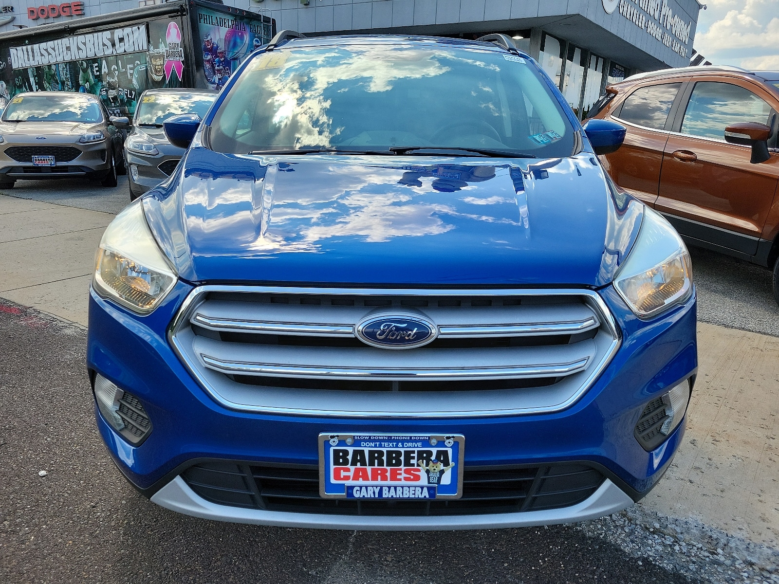 Used 2018 Ford Escape SE with VIN 1FMCU9GD4JUB02731 for sale in Philadelphia, PA