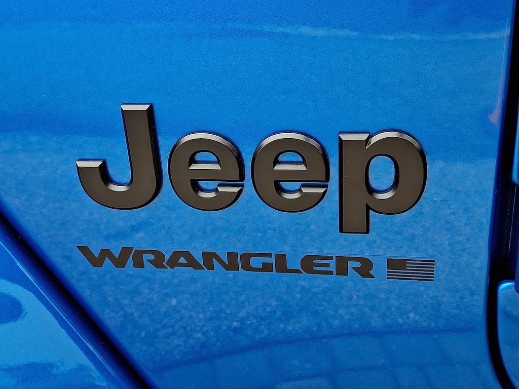 New 2026 Jeep Wrangler 4-DOOR SAHARA Sport Utility