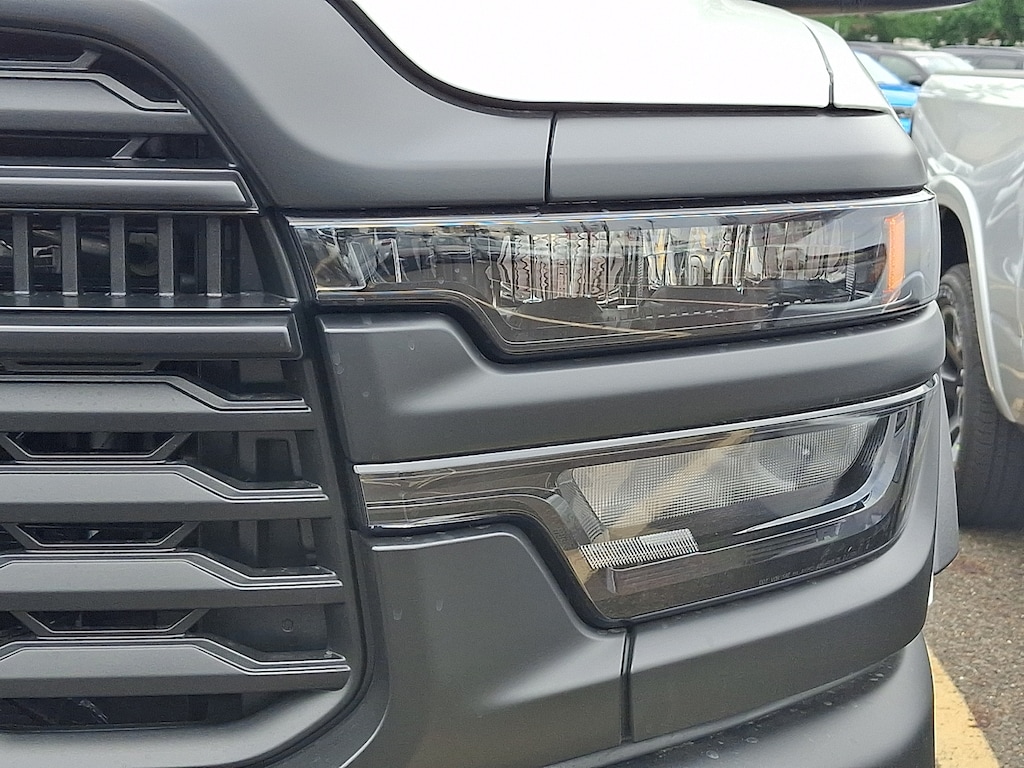 New 2026 Ram 2500 TRADESMAN CREW CAB 4X4 6'4 BOX Pickup