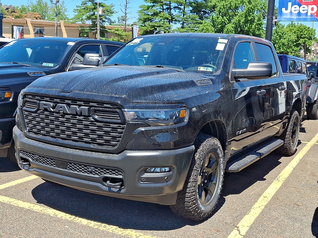 New 2026 Ram 1500 WARLOCK CREW CAB 4X4 5'7 BOX Pickup