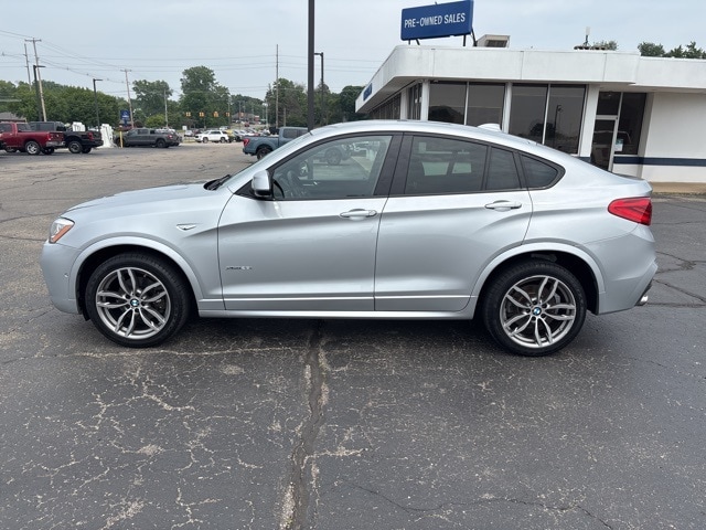 Used 2018 BMW X4 xDrive28i with VIN 5UXXW3C59J0T82180 for sale in Holland, MI