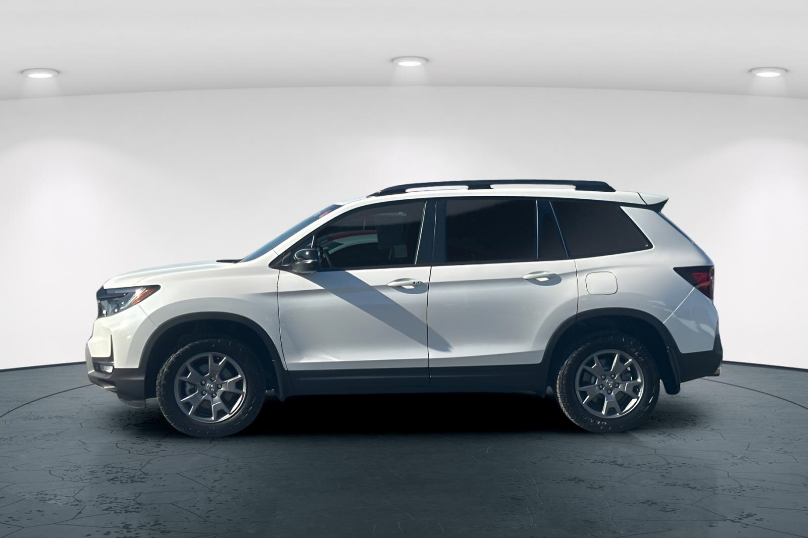 2025 Honda Passport TrailSport photo 3
