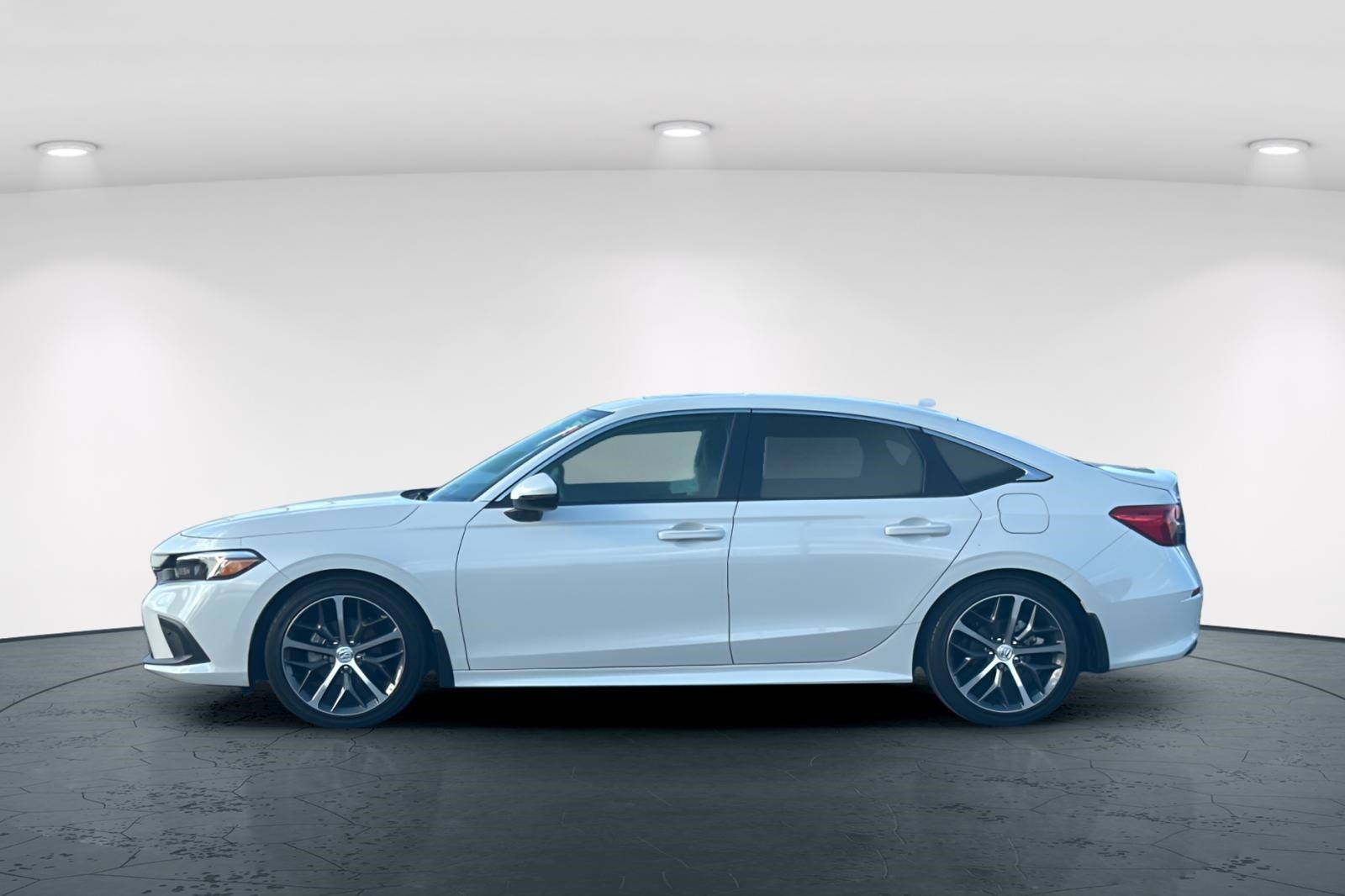 2023 Honda Civic Touring photo 2