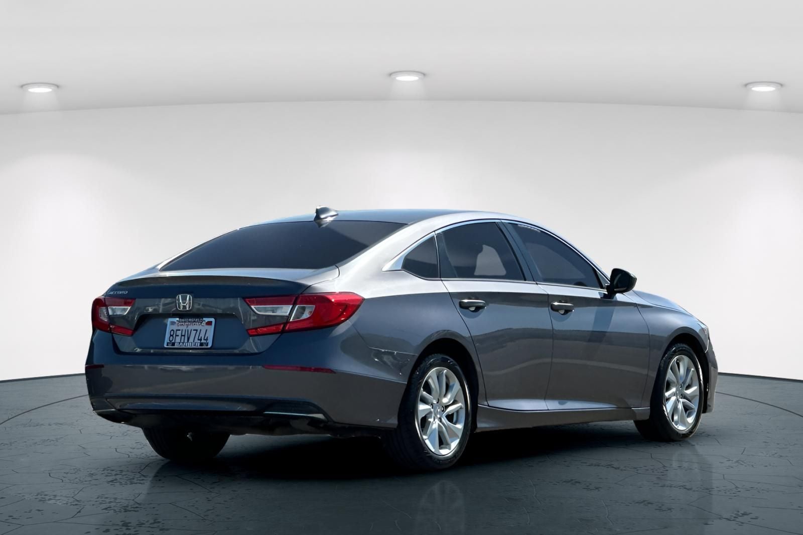 2018 Honda Accord LX - Photo 6
