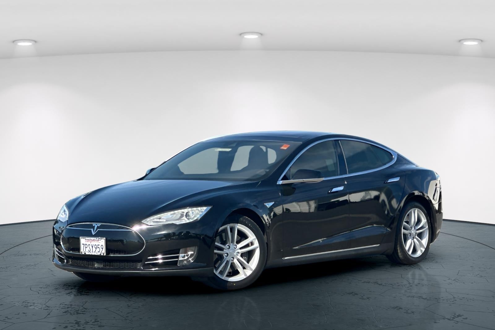 Used 2015 Tesla Model S 85 with VIN 5YJSA1E15FF109898 for sale in Bakersfield, CA