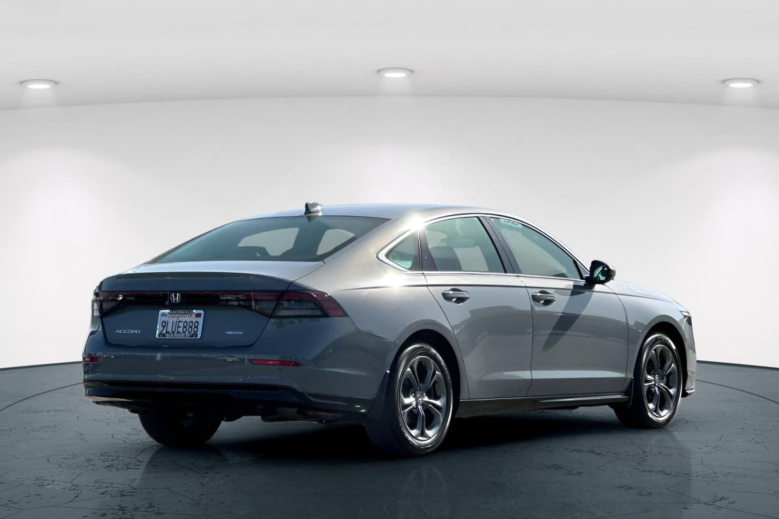 2024 Honda Accord Hybrid EX-L photo 5