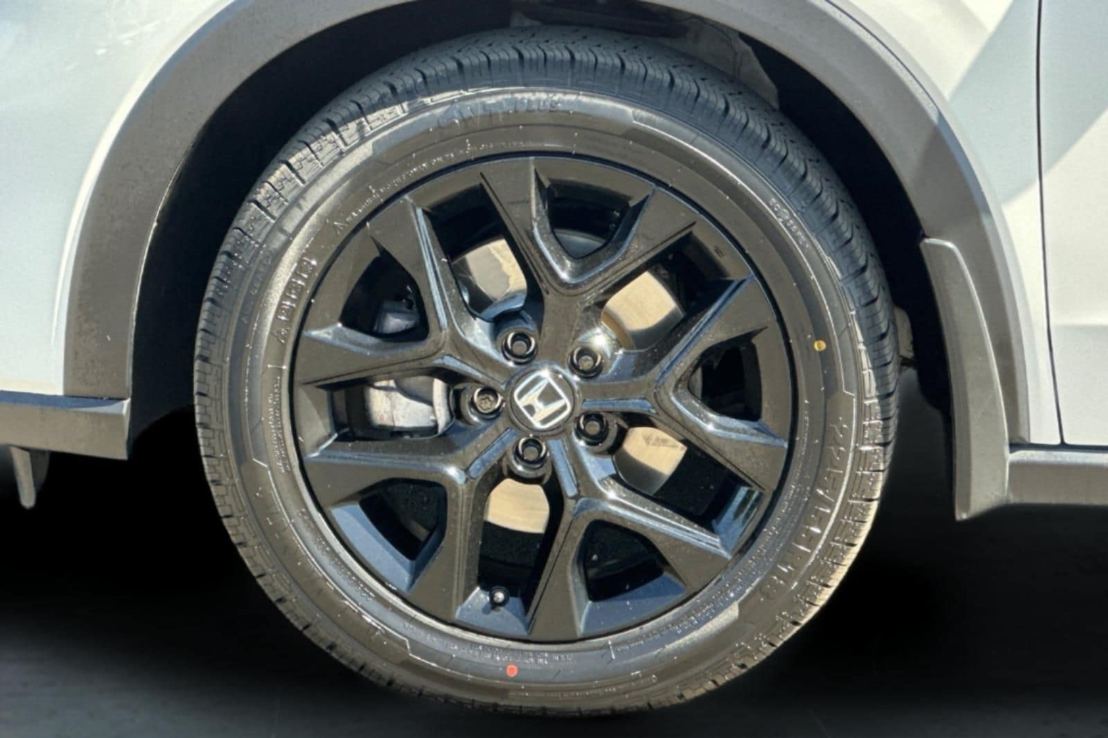 2025 Honda HR-V Sport - Photo 24