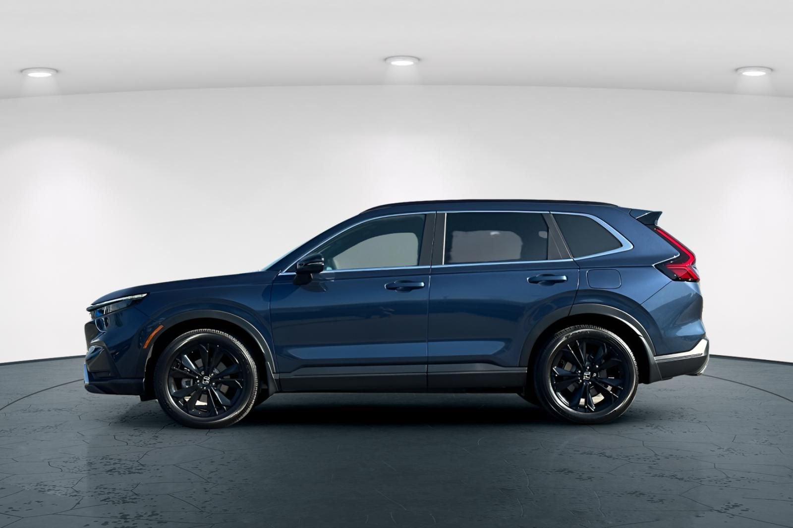 2024 Honda CR-V Hybrid Sport Touring photo 2