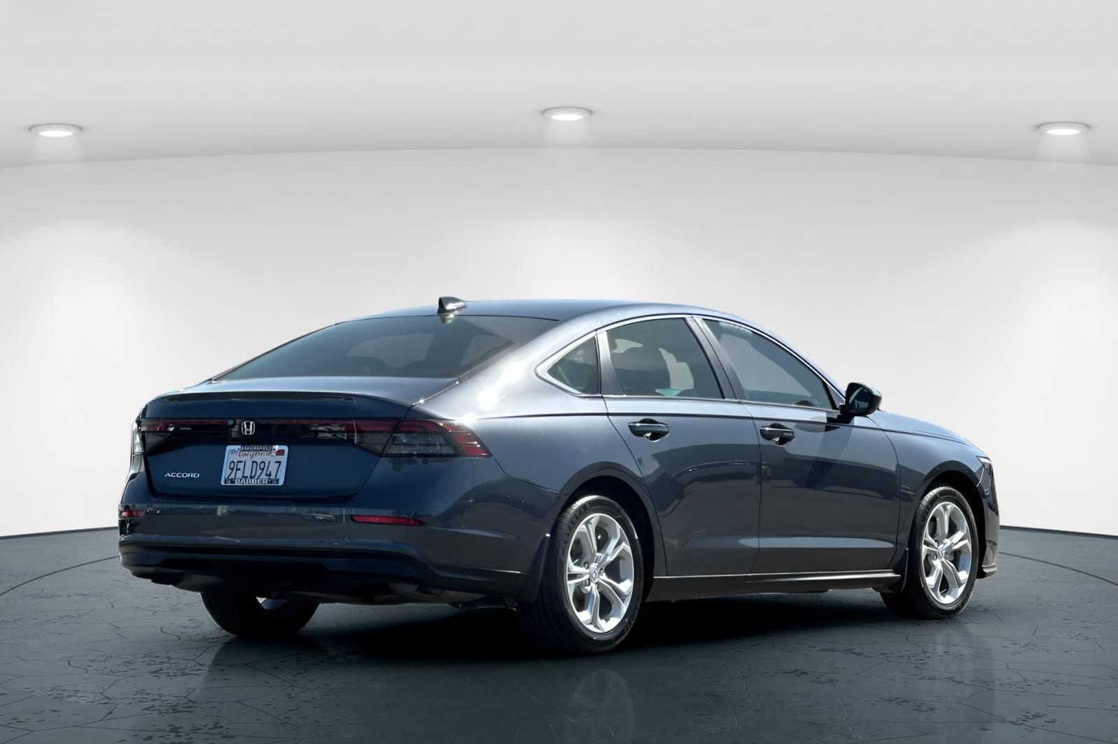 2023 Honda Accord LX photo 5