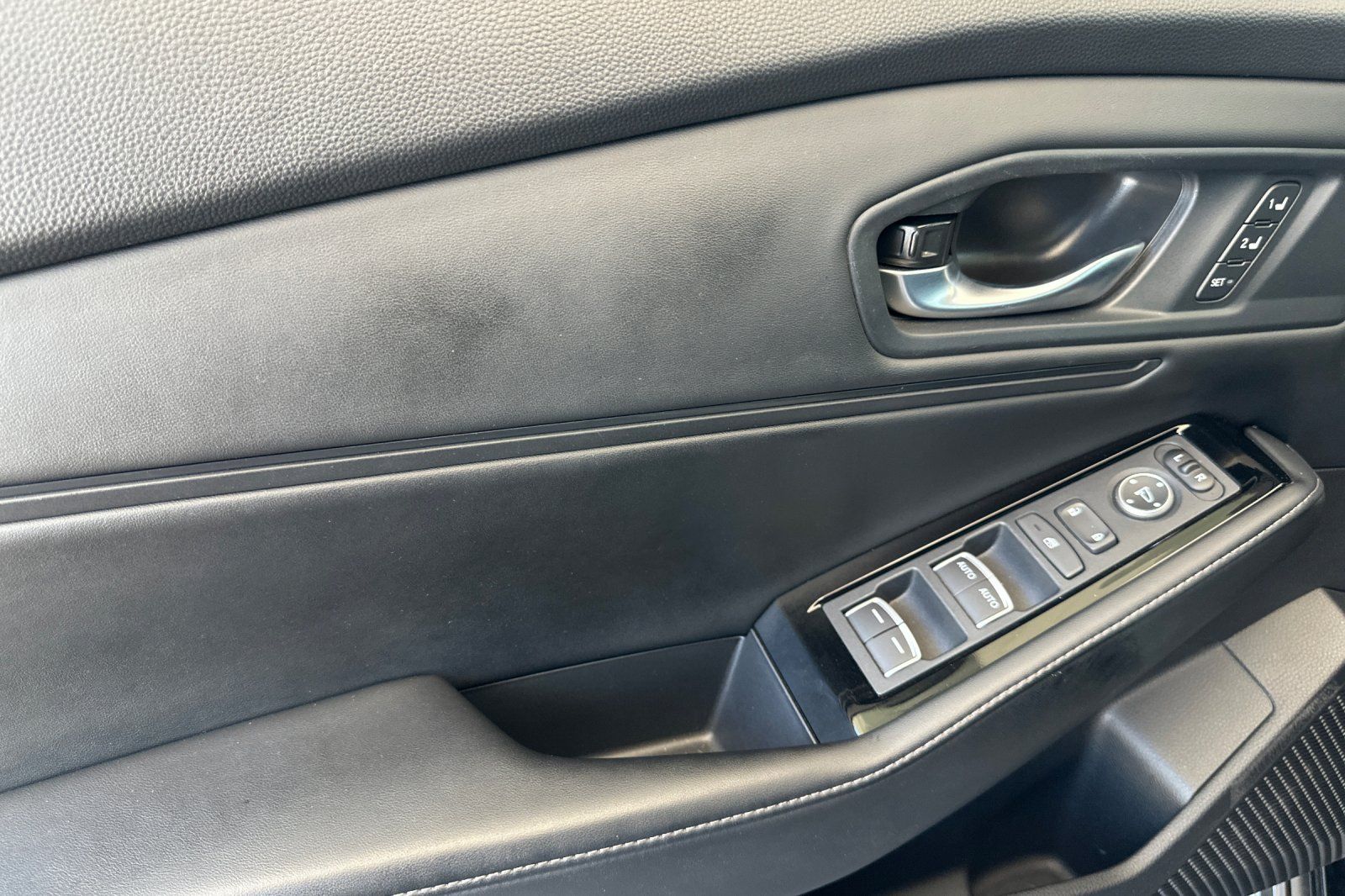 2025 Honda Accord Hybrid Touring - Photo 11