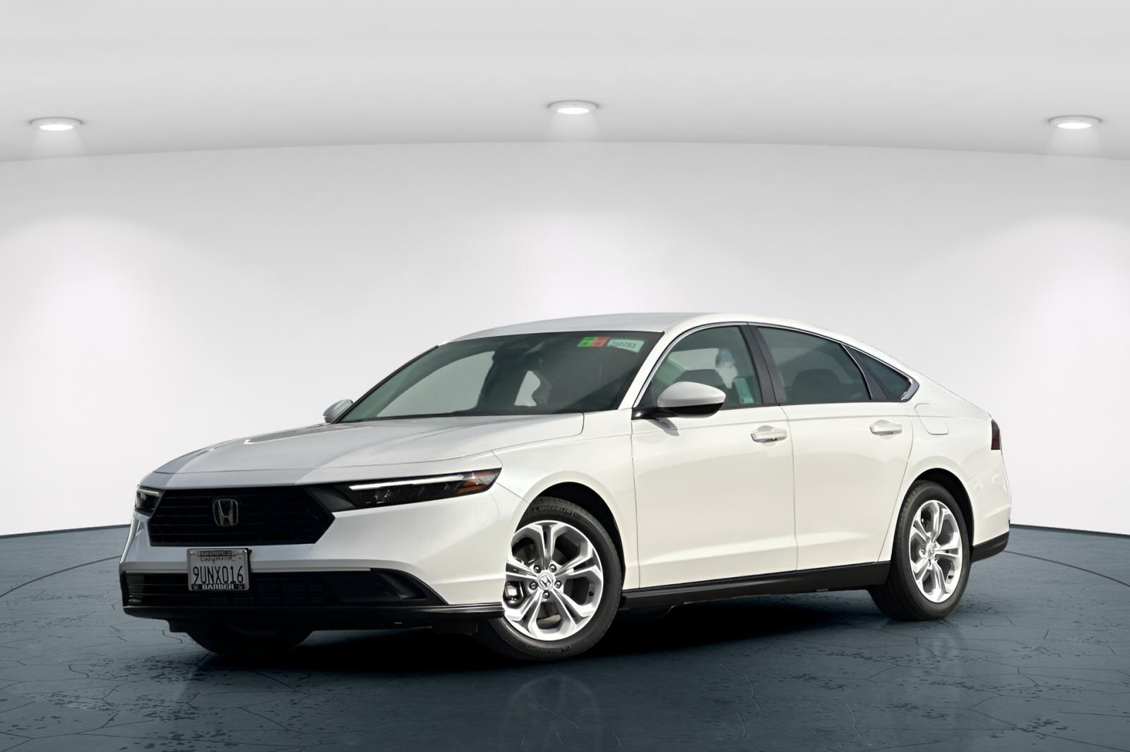 2025 Honda Accord LX photo 2