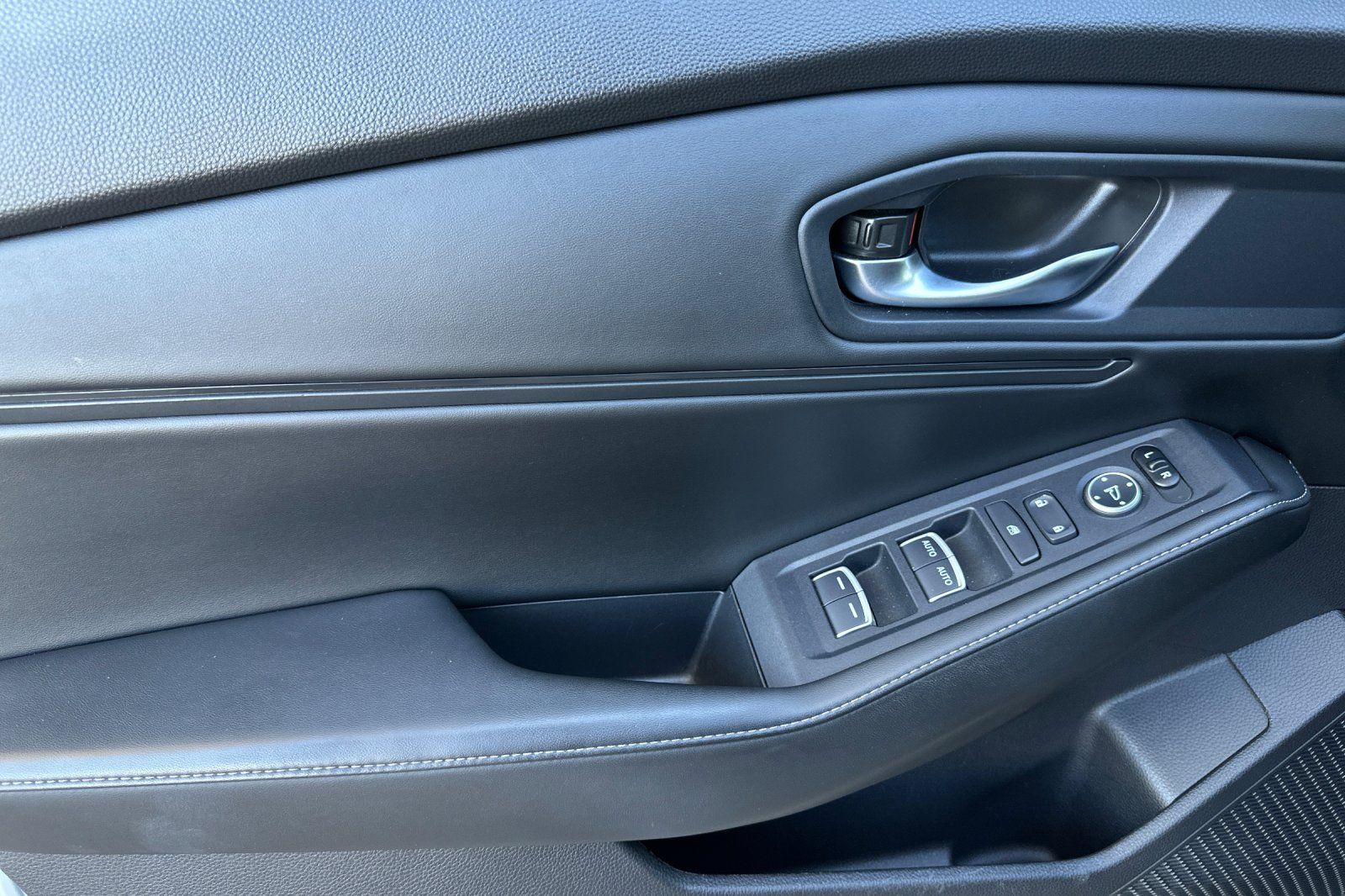 2024 Honda Accord Hybrid Sport - Photo 11