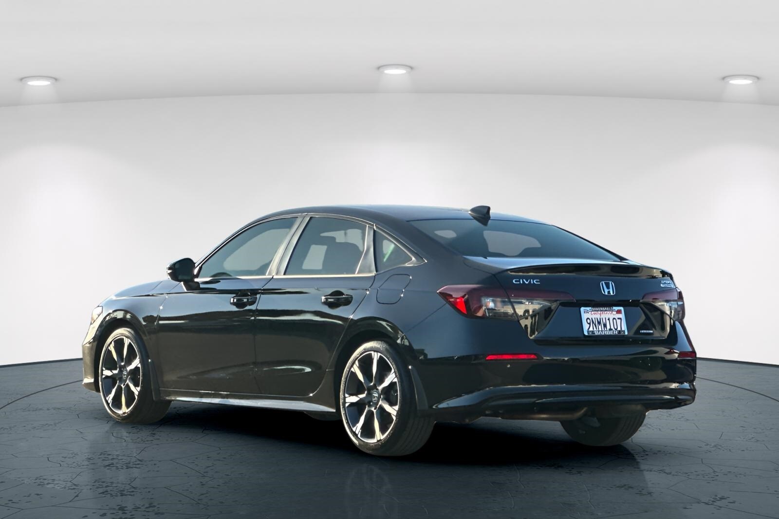 2025 Honda Civic Sport Touring Hybrid photo 2