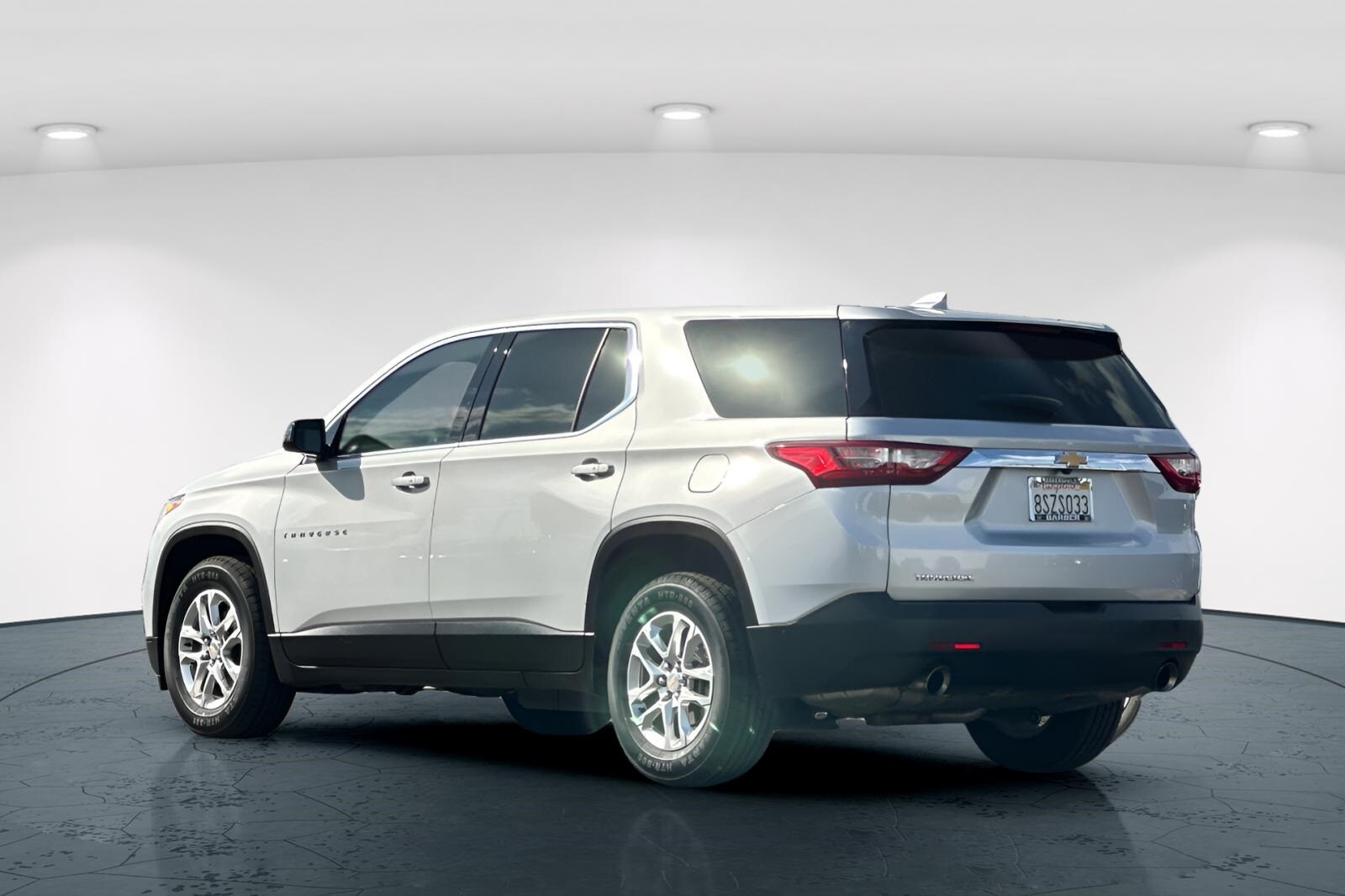 2020 Chevrolet Traverse LS photo 4