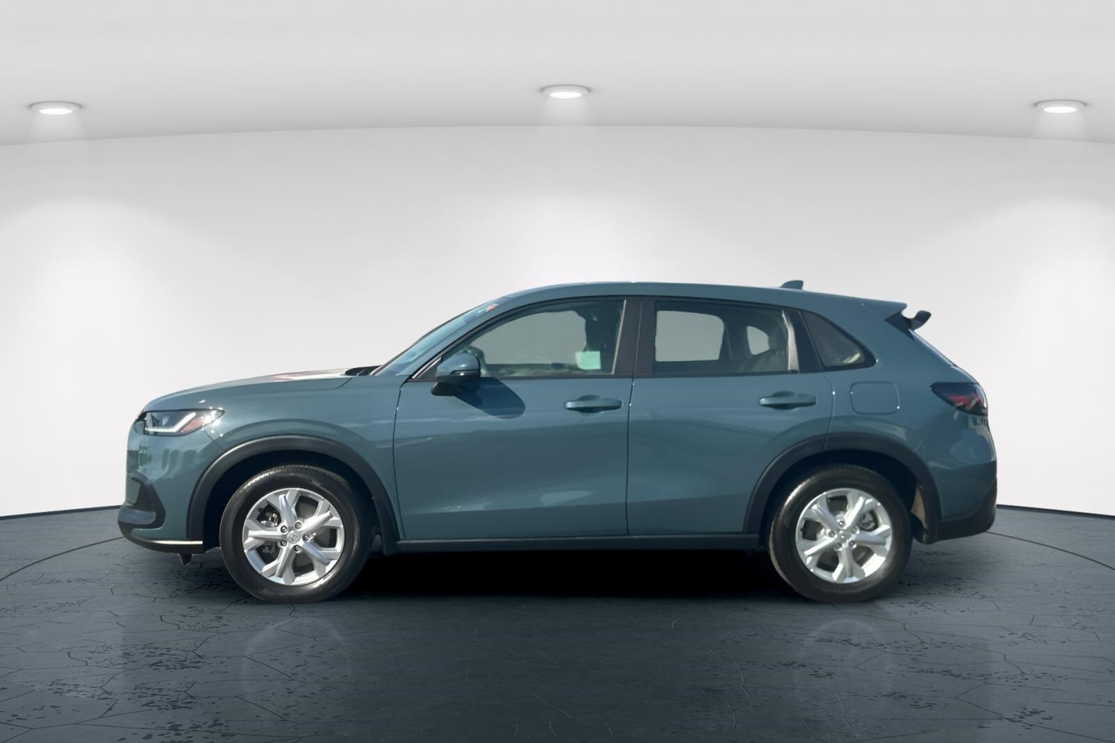2025 Honda HR-V LX photo 3
