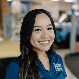 Staff member Jasmine Garcia from ID_86f04f