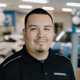 Staff member Ricardo Gomez  from ID_ae5a7503bc44