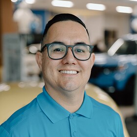 Staff member Humberto Gonzalez from ID_d61e2bfd257f