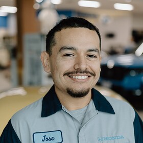 Staff member Jose Castro from ID_bcd6c2