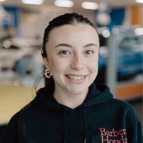 Staff member Leslie Ramirez from ID_86f04f