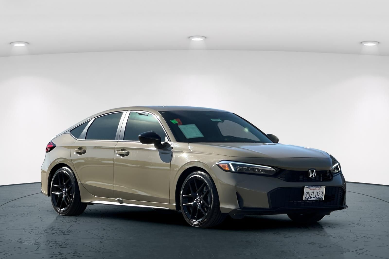 2025 Honda Civic Sport photo 3