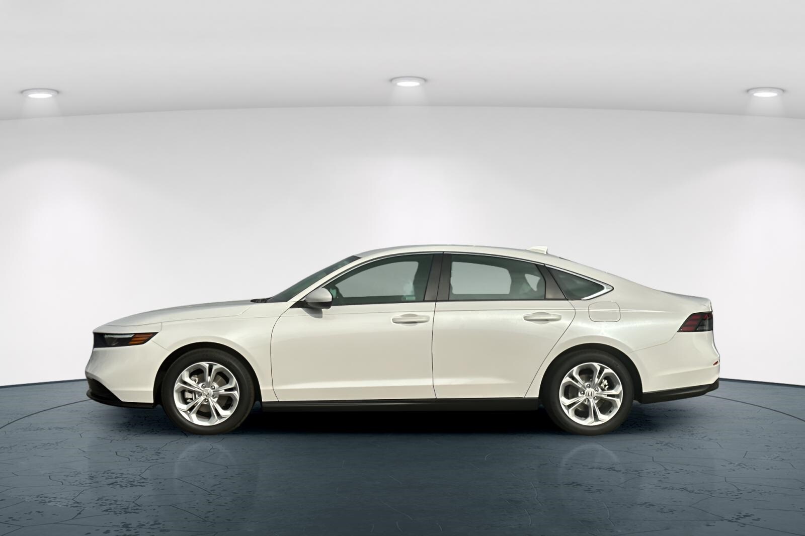 2025 Honda Accord LX photo 3