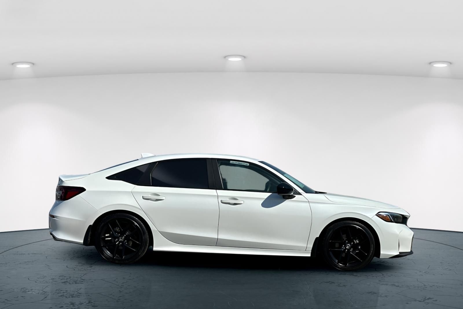 2025 Honda Civic Sport photo 6