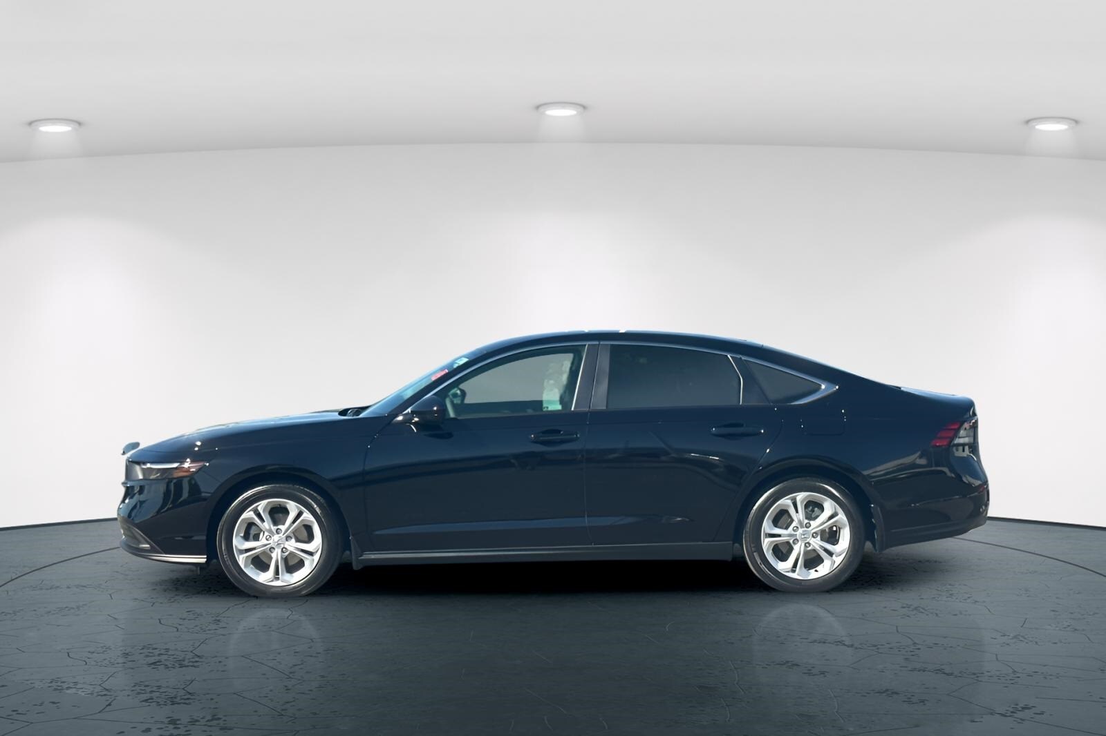 2025 Honda Accord LX photo 2