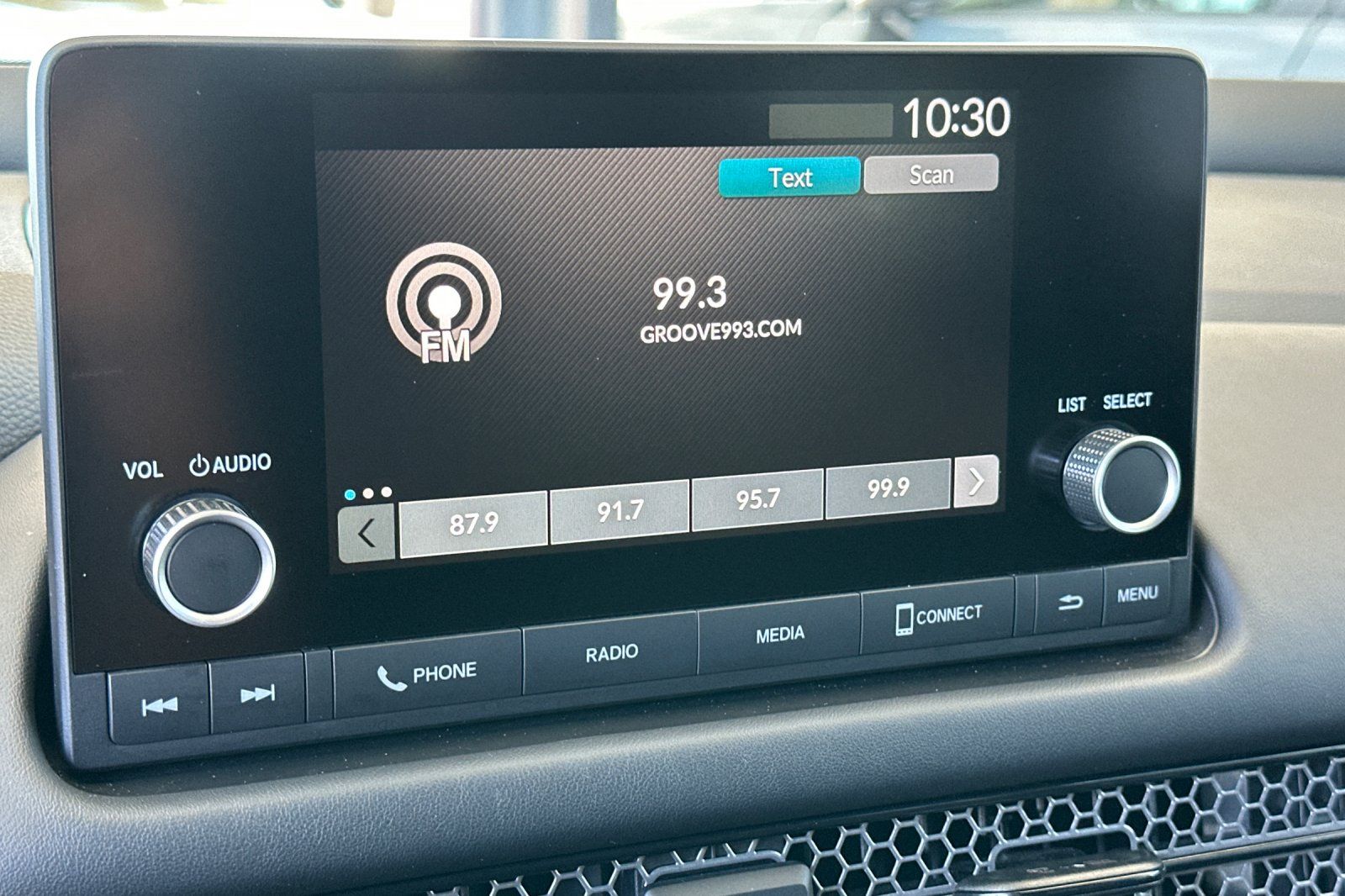 2025 Honda HR-V Sport - Photo 18
