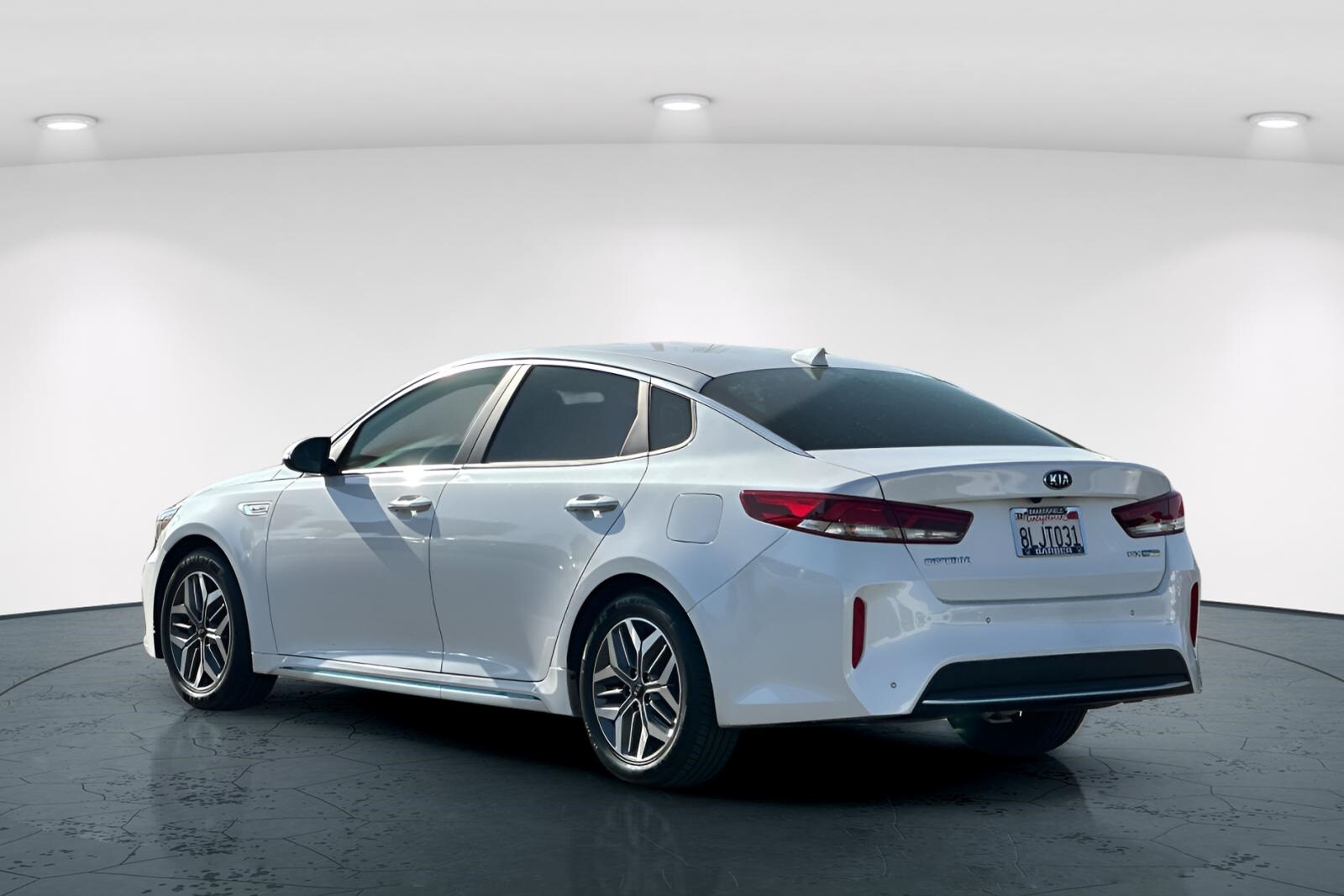 2020 Kia Optima Hybrid EX photo 3